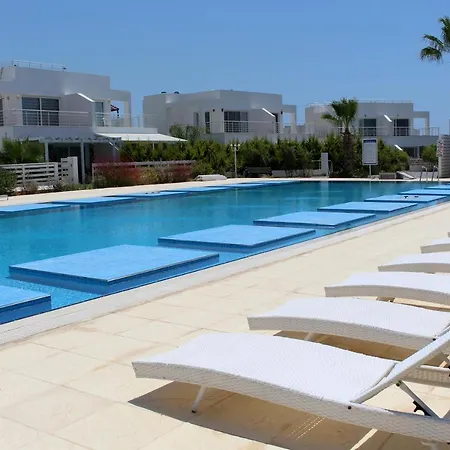 Caesar And Apartament Gastria