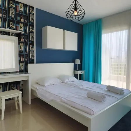 Caesar And Apartament