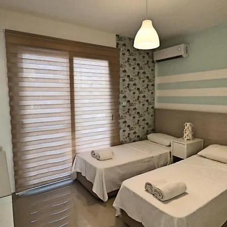 Caesar And Apartament *