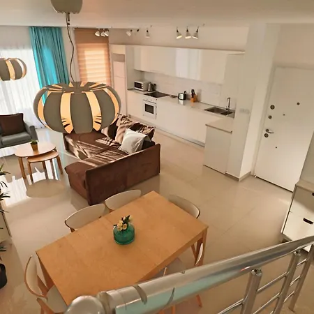 Caesar And * Gastria