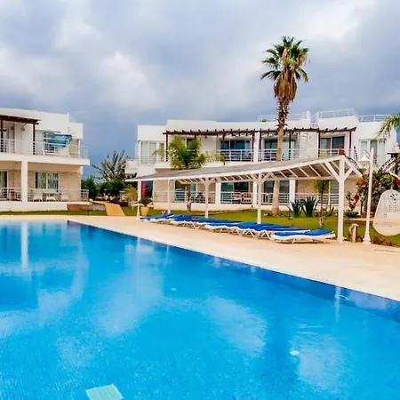 Caesar And Apartman Gasztriá